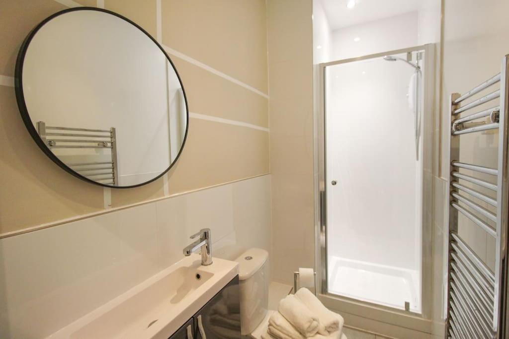 Spacious 1 Bed Apartment 1 Minute Walk From Square Nottingham Exterior photo